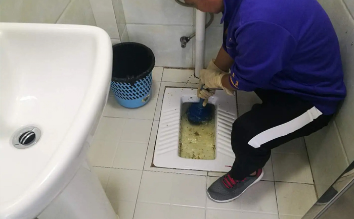 班玛疏通蹲坑